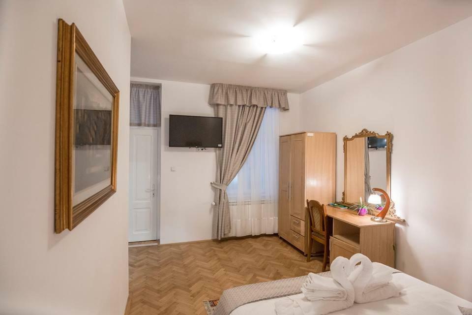 Pensiunea San Gennaro Miercurea Ciuc Dış mekan fotoğraf